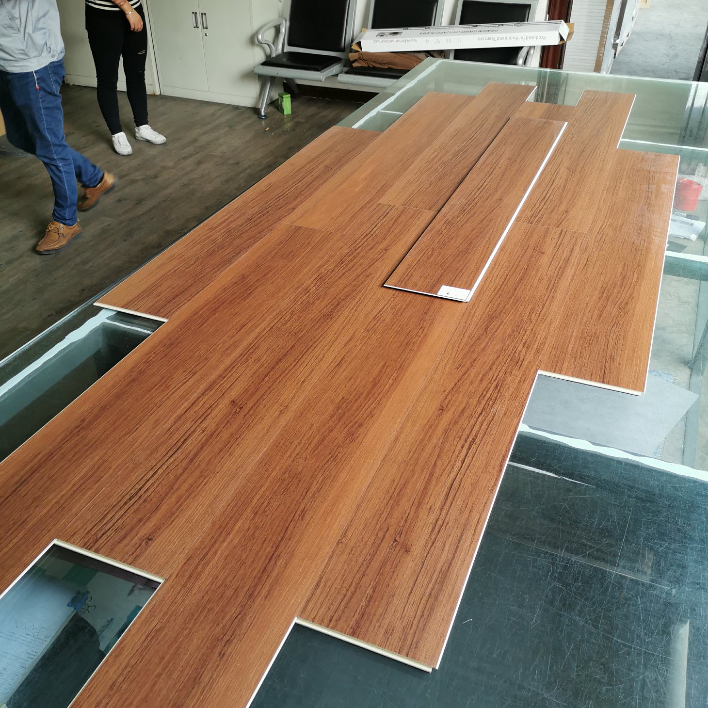 LVT Flooring Use in Commercial Flooring Material Project from China Manufacture Vinyl Flooring Valinge Patent Click Indoor Hotel